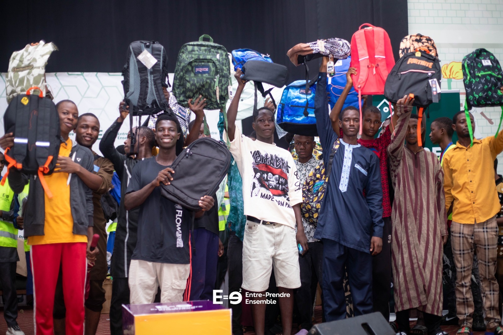 Sacs et Fournitures Scolaires — photo 9